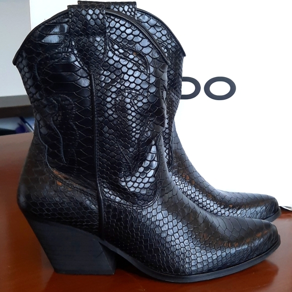 ALDO Cowgirl booties US 8.5 - Picture 3 of 11